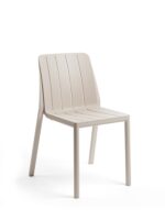 Scaun Tiberina Bistrot, structură din polipropilenă cu fibră de sticlă, tratat UV, fără cotiere, material reciclabil, stivuibil
